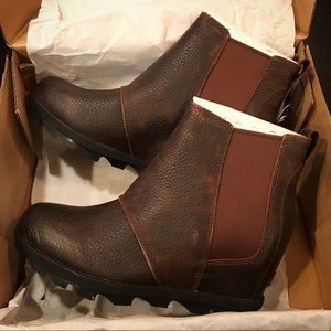 New Sorel Joan of Arctic Wedge II Chelsea Boot